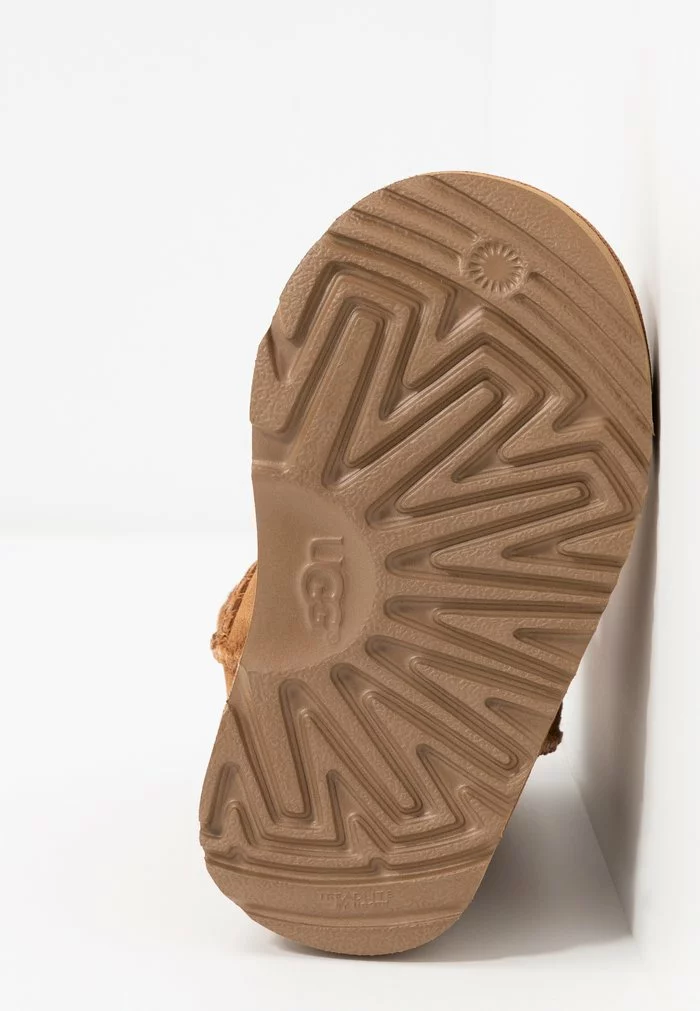 UGG CLASSIC II - Winter Boots - Chestnut - Image 6