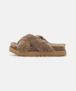 UGG FUZZ SUGAR CROSS SLIDE - Slippers - Hickory