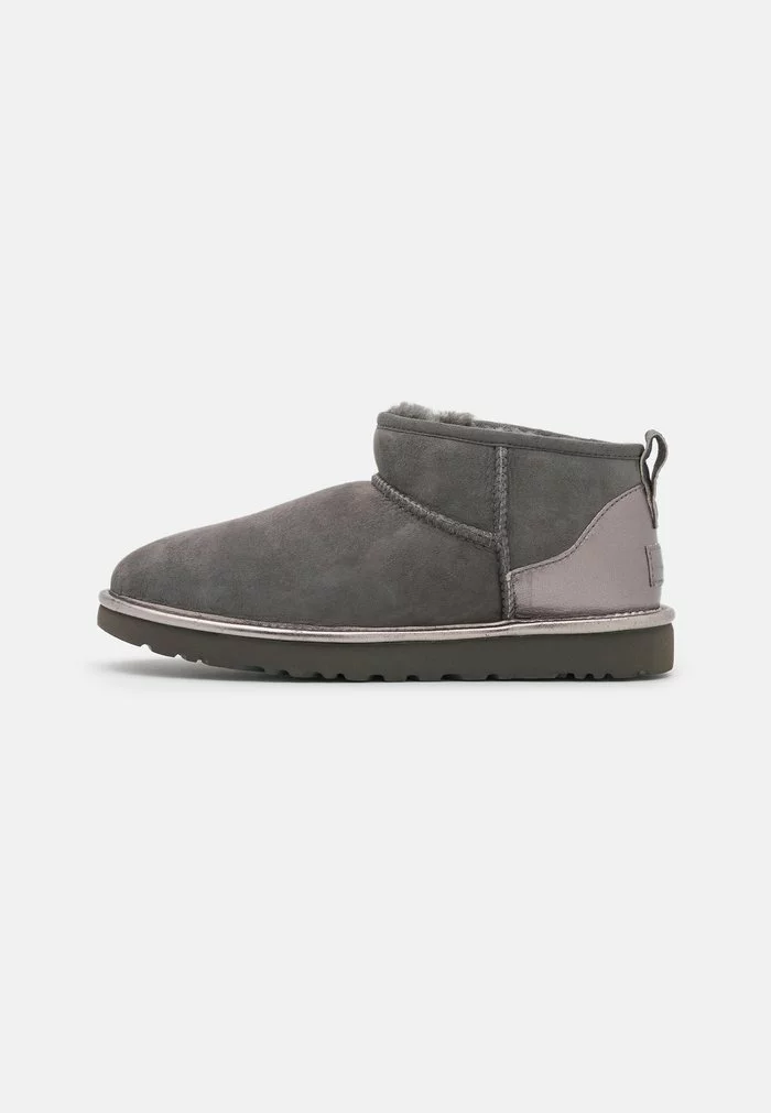 UGG CLASSIC ULTRA MINI SHINE - Ankle Boots - Charcoal