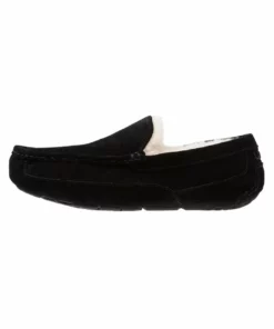 UGG ASCOT - Slippers - Black