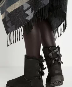 UGG BAILEY BOW - Classic Ankle Boots - Black