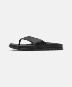 UGG WAINSCOTT FLIP - T-bar Sandals - Black