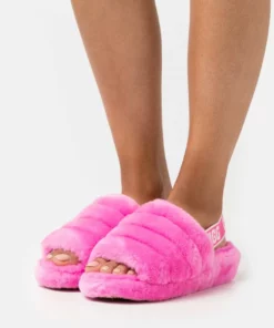 UGG FLUFF YEAH SLIDE - Platform Sandals - Carnation