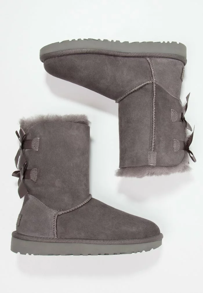 UGG BAILEY BOW - Classic Ankle Boots - Grey - Image 3