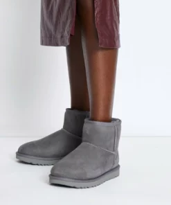UGG CLASSIC MINI - Classic Ankle Boots - Grey