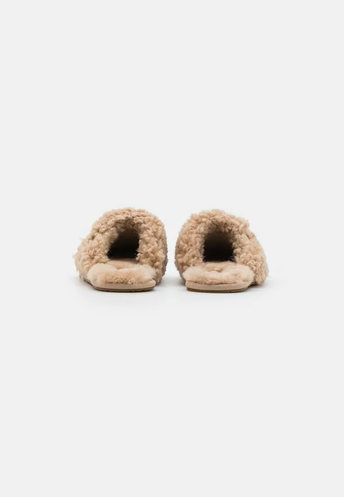 UGG MAXI CURLY SLIDE - Slippers - Sand - Image 4