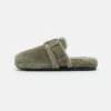 UGG FLUFF IT - Slippers - Burnt Olive