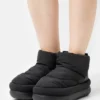 UGG CLASSIC MAXI MINI - Winter Boots - Black