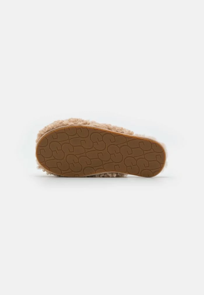 UGG MAXI CURLY SLIDE - Slippers - Sand - Image 5