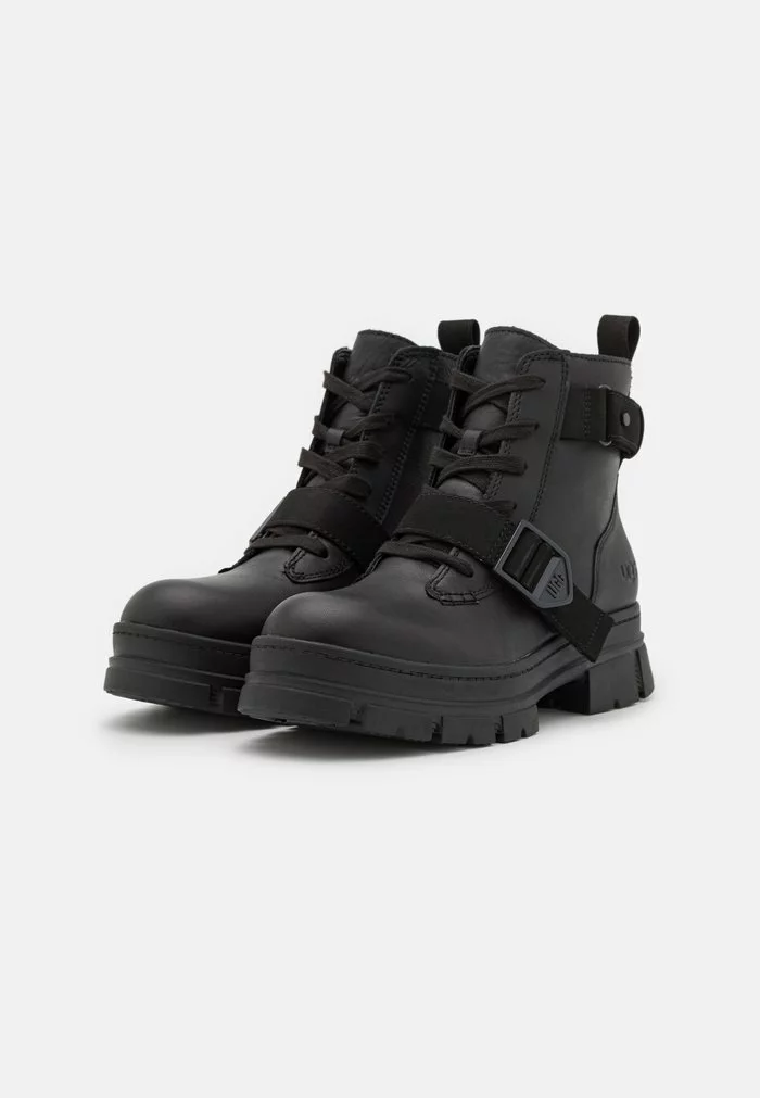UGG ASHTON LACE UP - Platform Ankle Boots - Black - Image 2
