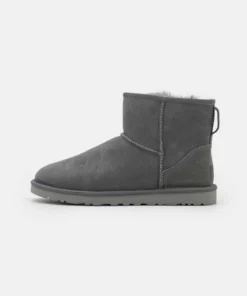 UGG CLASSIC MINI - Classic Ankle Boots - Dark Grey
