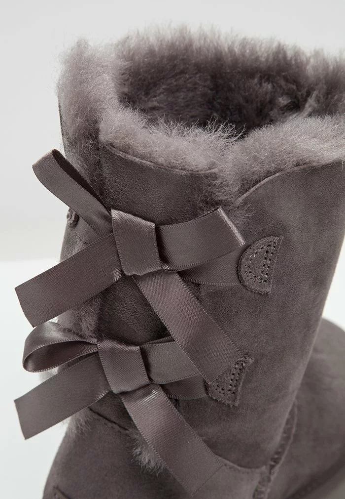 UGG BAILEY BOW - Classic Ankle Boots - Grey - Image 7