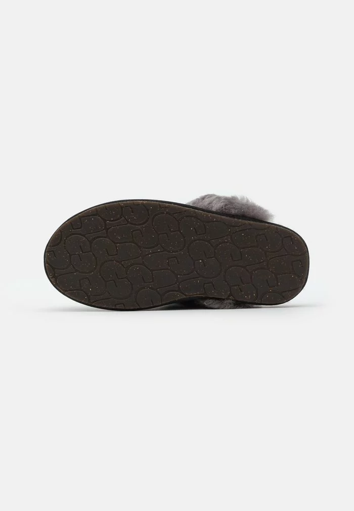 UGG SCUFFETTE - Slippers - Black/grey - Image 6
