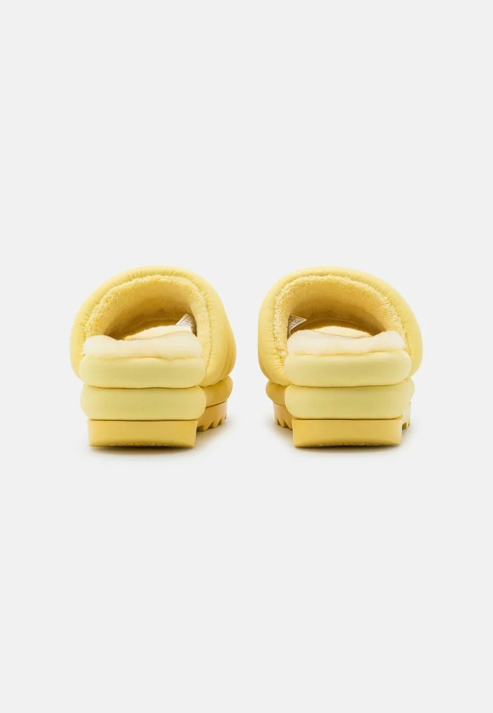 UGG MAXI SLIDE - Slippers - Banana Pudding - Image 4