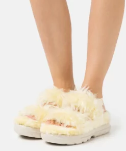 UGG FLUFF SUGAR - Platform Sandals - Yellow