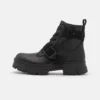 UGG ASHTON LACE UP - Platform Ankle Boots - Black