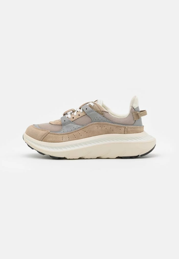 UGG Trainers - Dune/seal