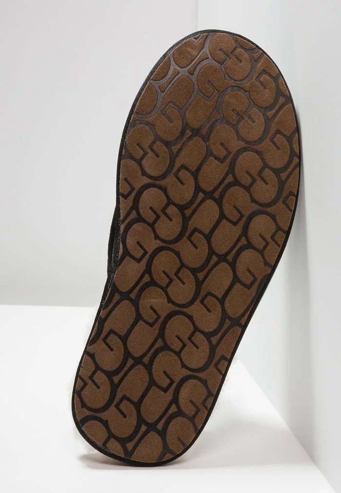 UGG SCUFF - Slippers - Black - Image 5