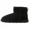 UGG CLASSIC MINI II - Classic Ankle Boots - Black
