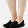 UGG ANSLEY - Moccasins - Black
