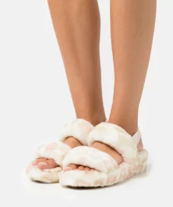 UGG OH YEAH PANTHER PRINT - Slippers - White